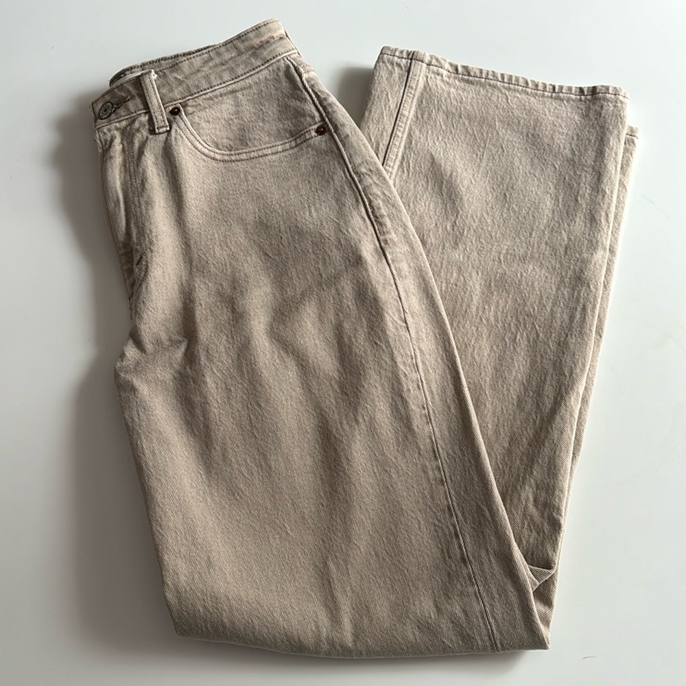 Abercrombie & Fitch Curve Love 90s Relaxed High Rise Jean